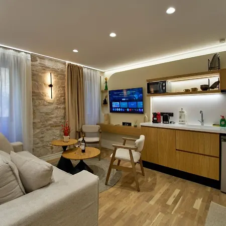 Апартаменты The Stone Nest