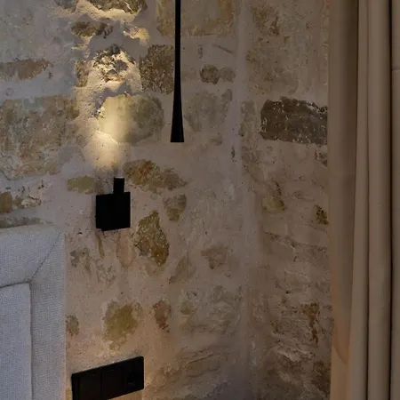 The Stone Nest Апартаменты *